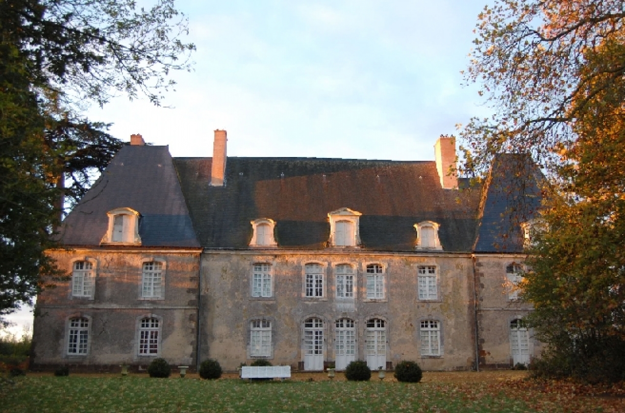 Rénovation d'un château à AVESSE (72)