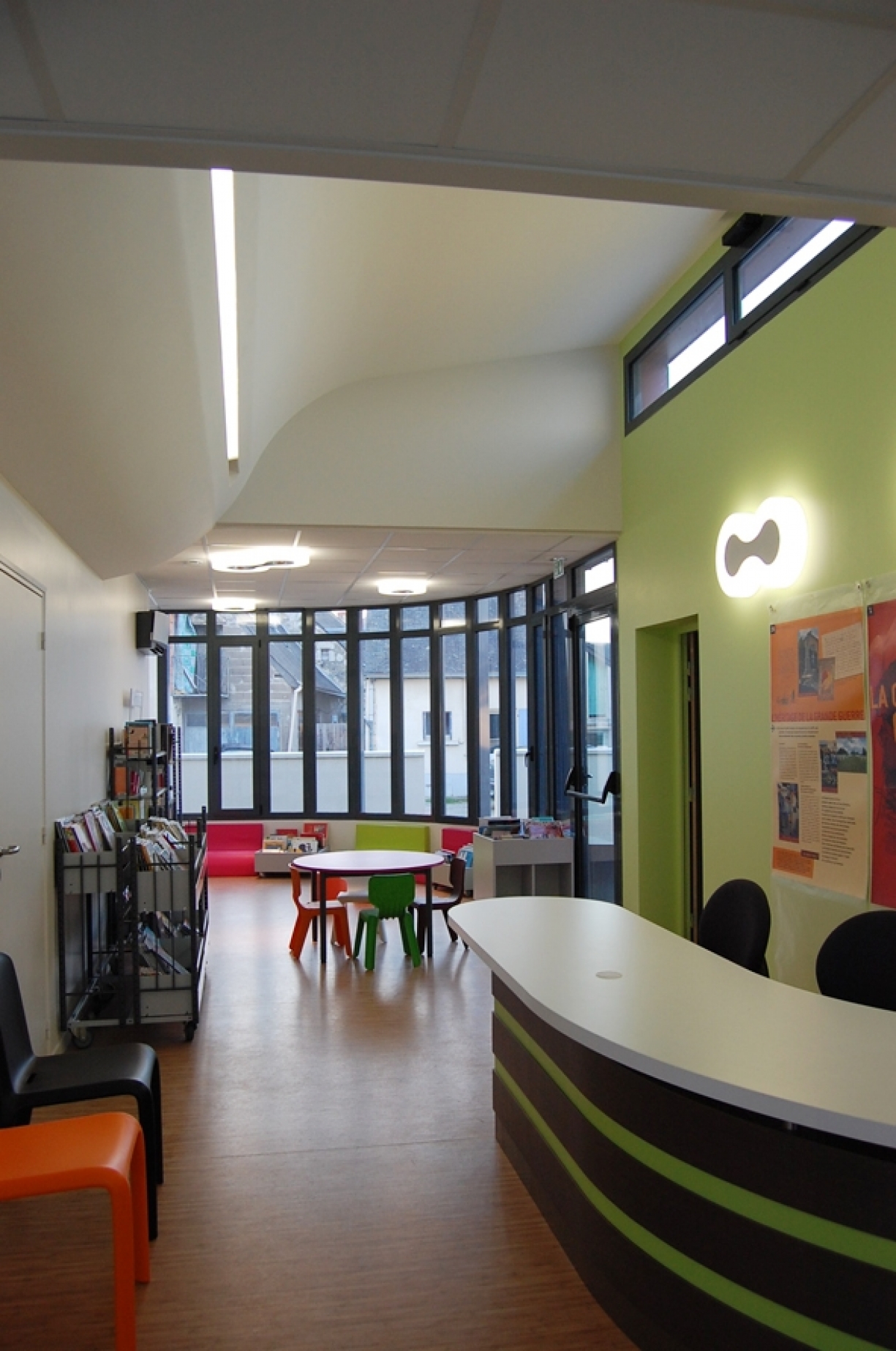 Bibliothèque-Médiathèque VERNANTES (49)