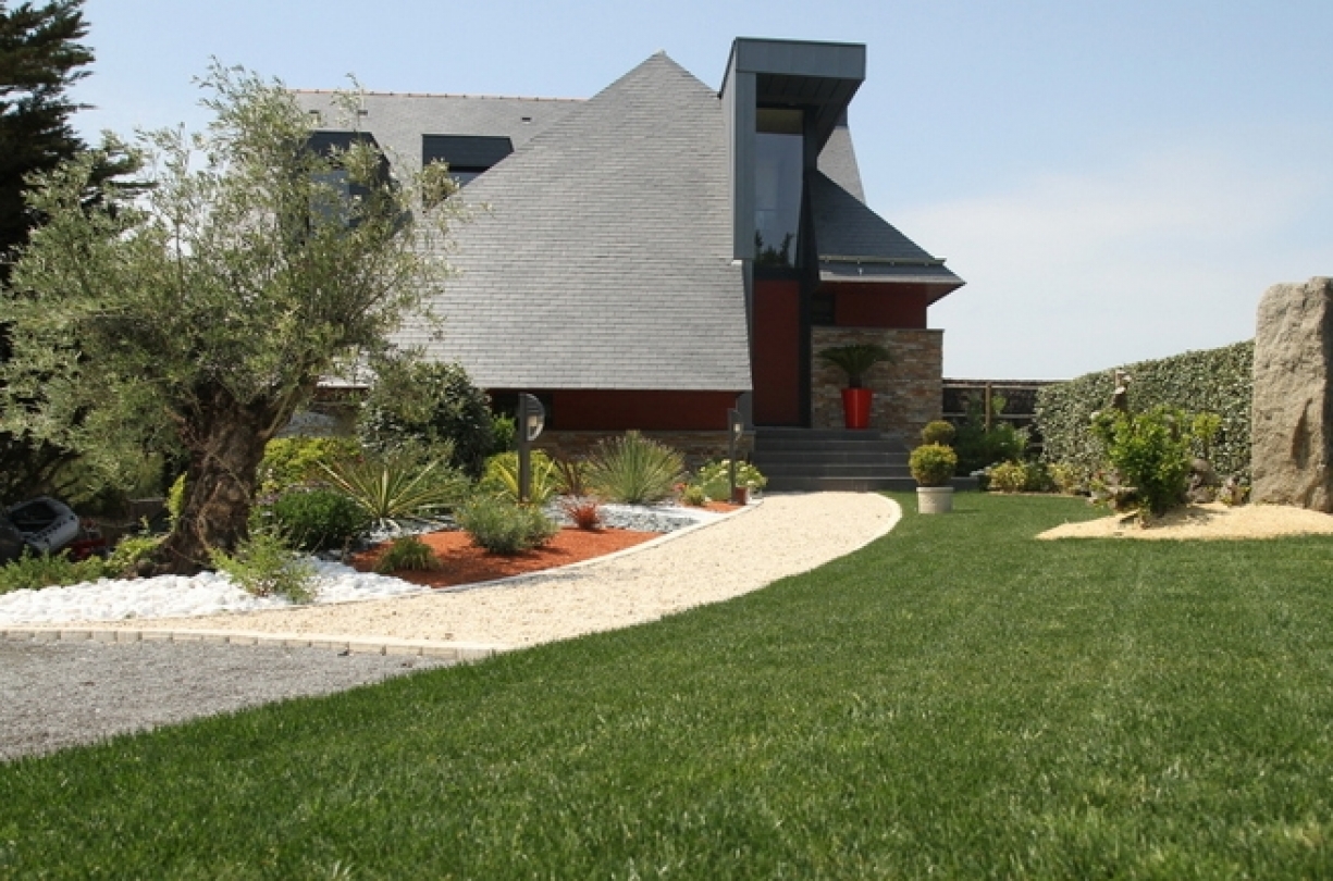 Construction, aménagement et extension d'une maison individuelle à LA TURBALLE (44)